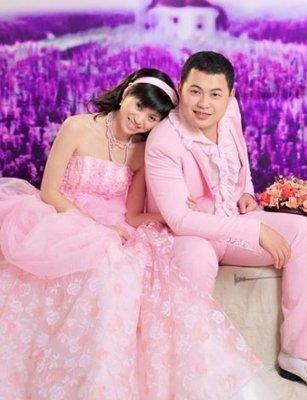 面相雌雄眼看命运，女人有雌雄眼面相