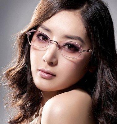 面相眼睛解析之四白眼 四白眼的人性格如何