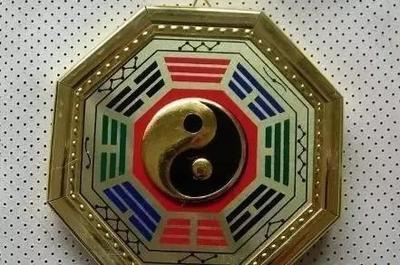 风水八卦镜的摆放，适合八卦镜摆放的位置
