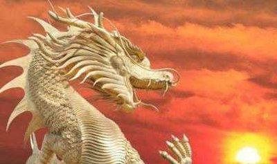 蛇年出生的人如何在2025年中保持个人感情稳定